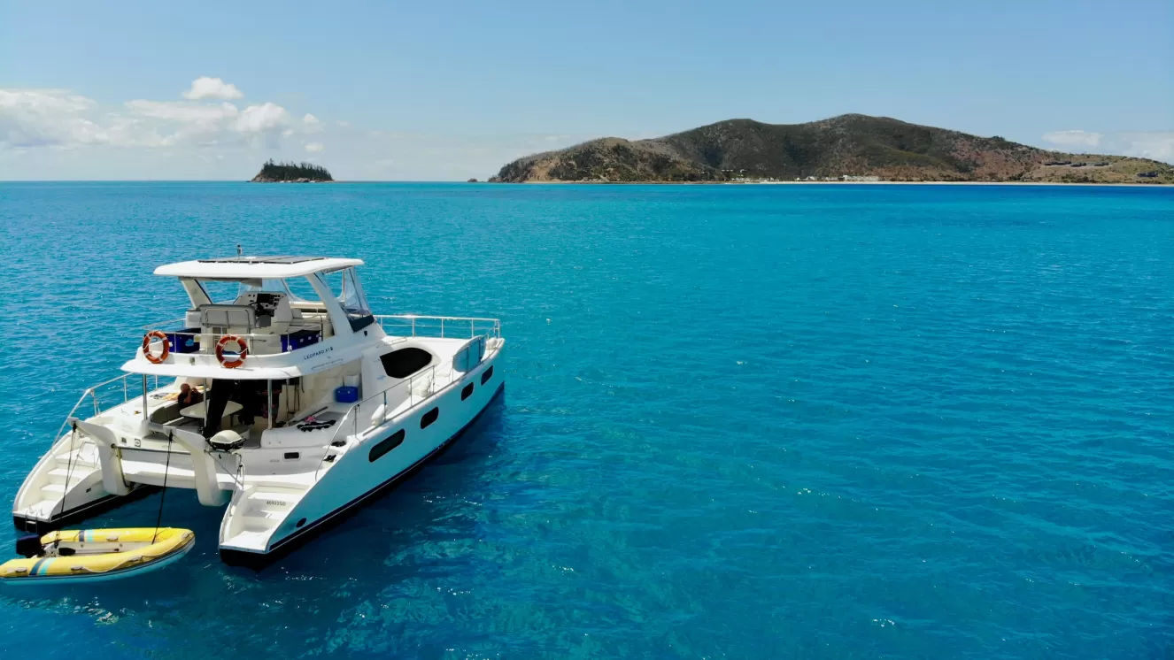 Why Using a Yacht Broker is Essential for Buying or Selling a Yacht